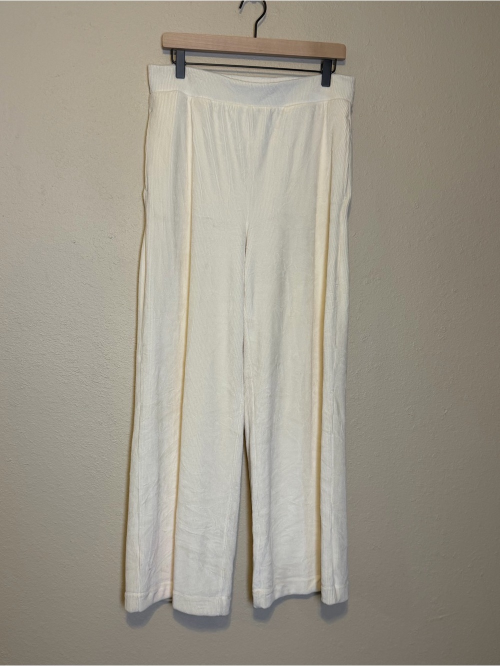 Lou & Grey Wide Leg Pants Cream Ribbed Pull On Size Medium NWT